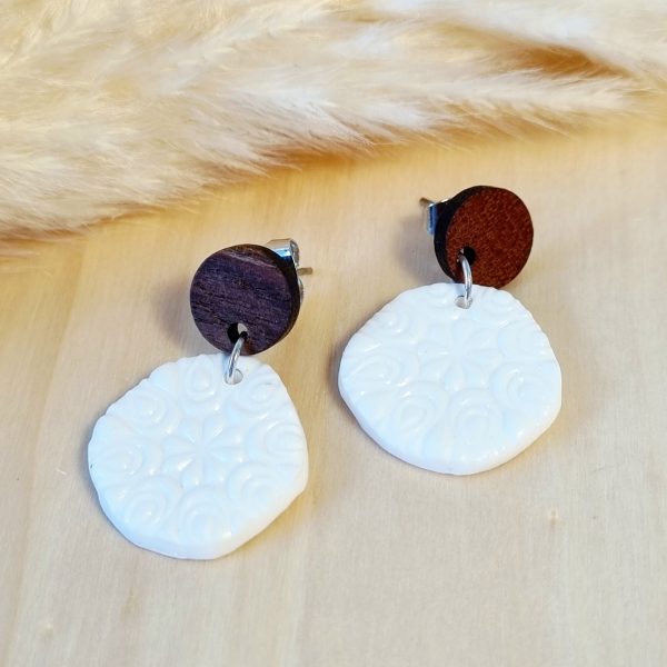 Viseči uhani Relief čipke